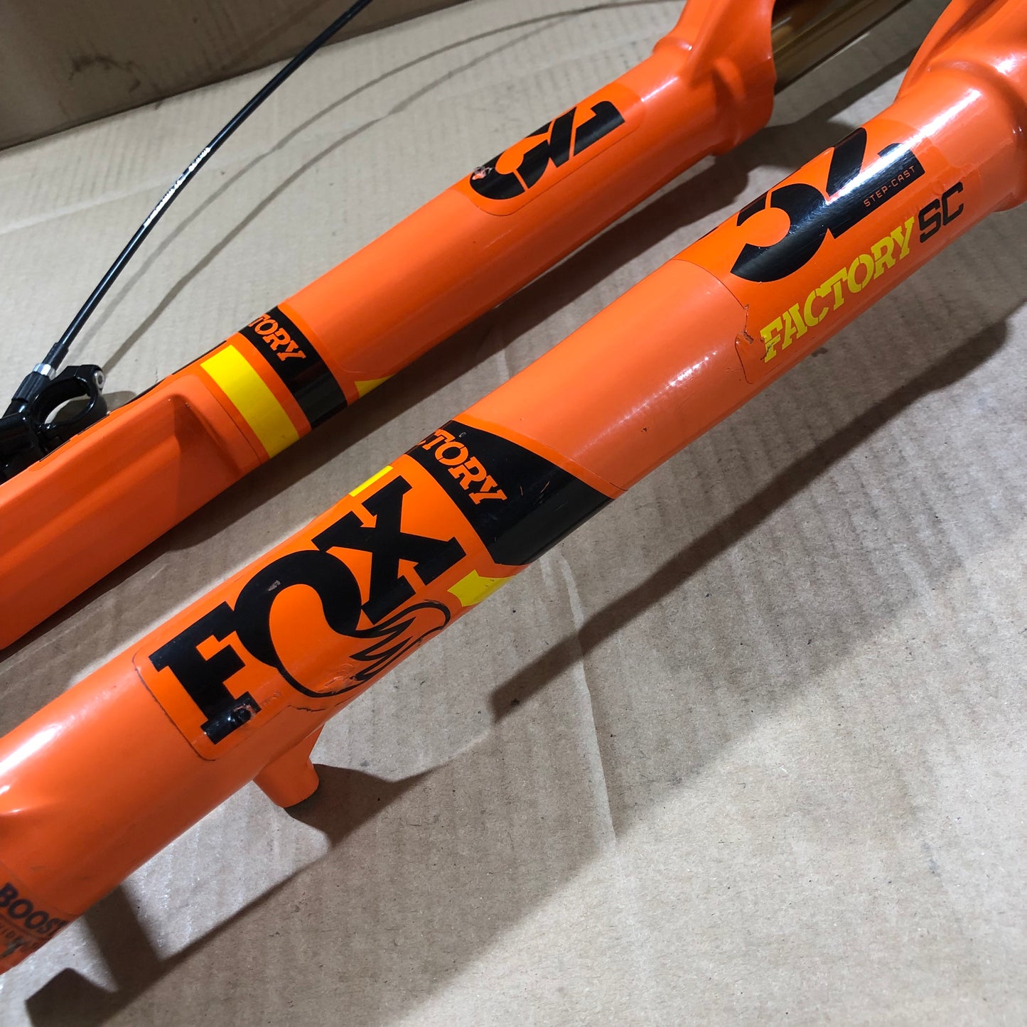 Fox 32 Factory Federgabel 100mm Remote SC Stepcast Boost 29 Kabolt 15x110