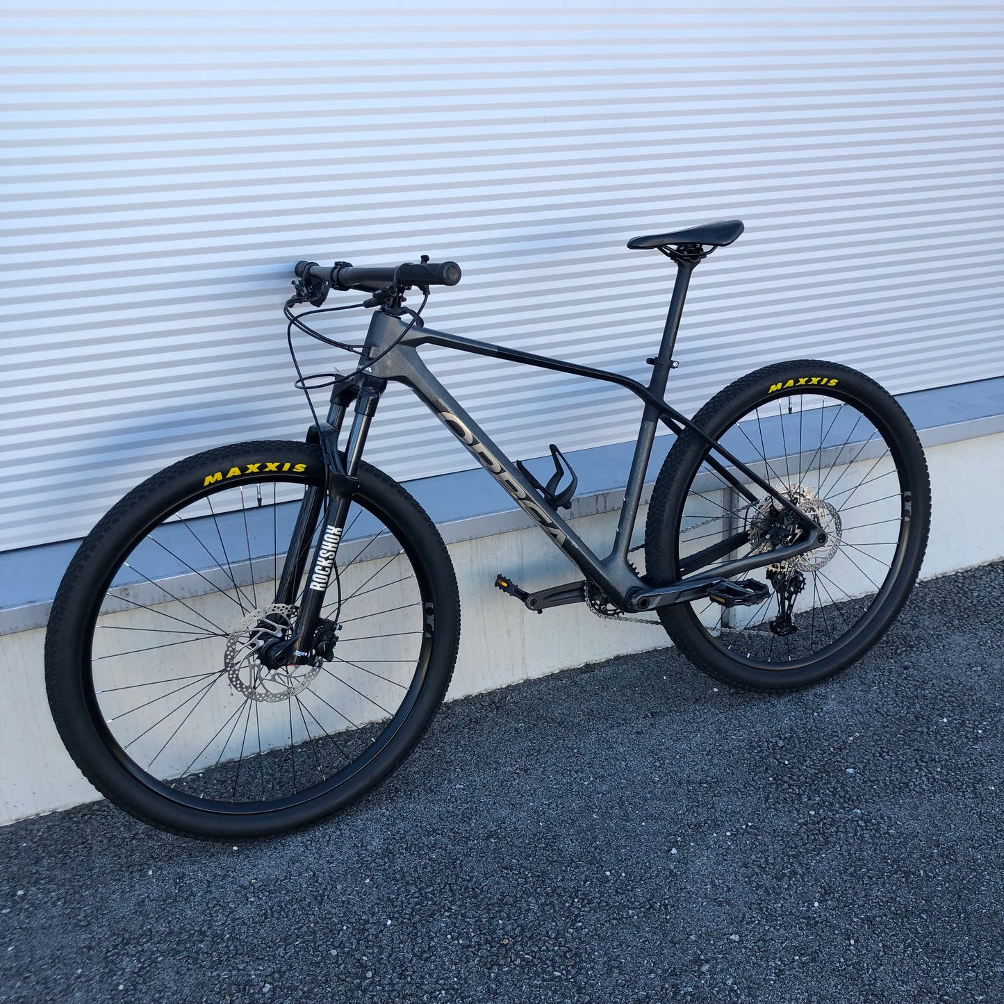 Orbea Alma Carbon Hardtail MTB L Rockshox Shimano XT 100mm Crosscountry XC 29 48
