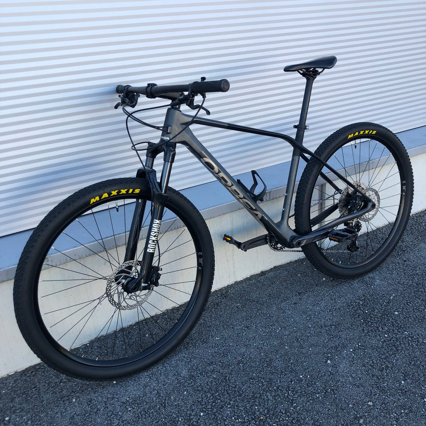 Orbea Alma Carbon Hardtail MTB L Rockshox Shimano XT 100mm Crosscountry XC 29 48