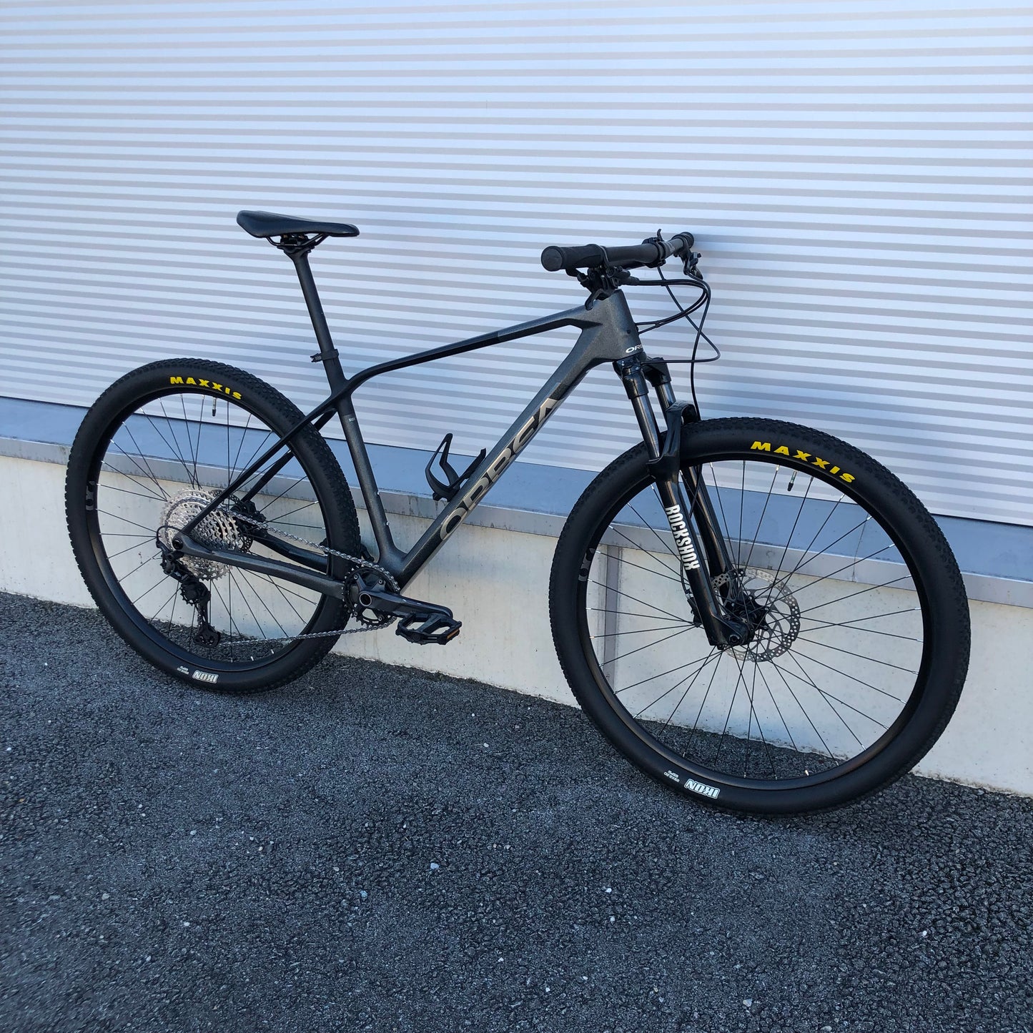 Orbea Alma Carbon Hardtail MTB L Rockshox Shimano XT 100mm Crosscountry XC 29 48
