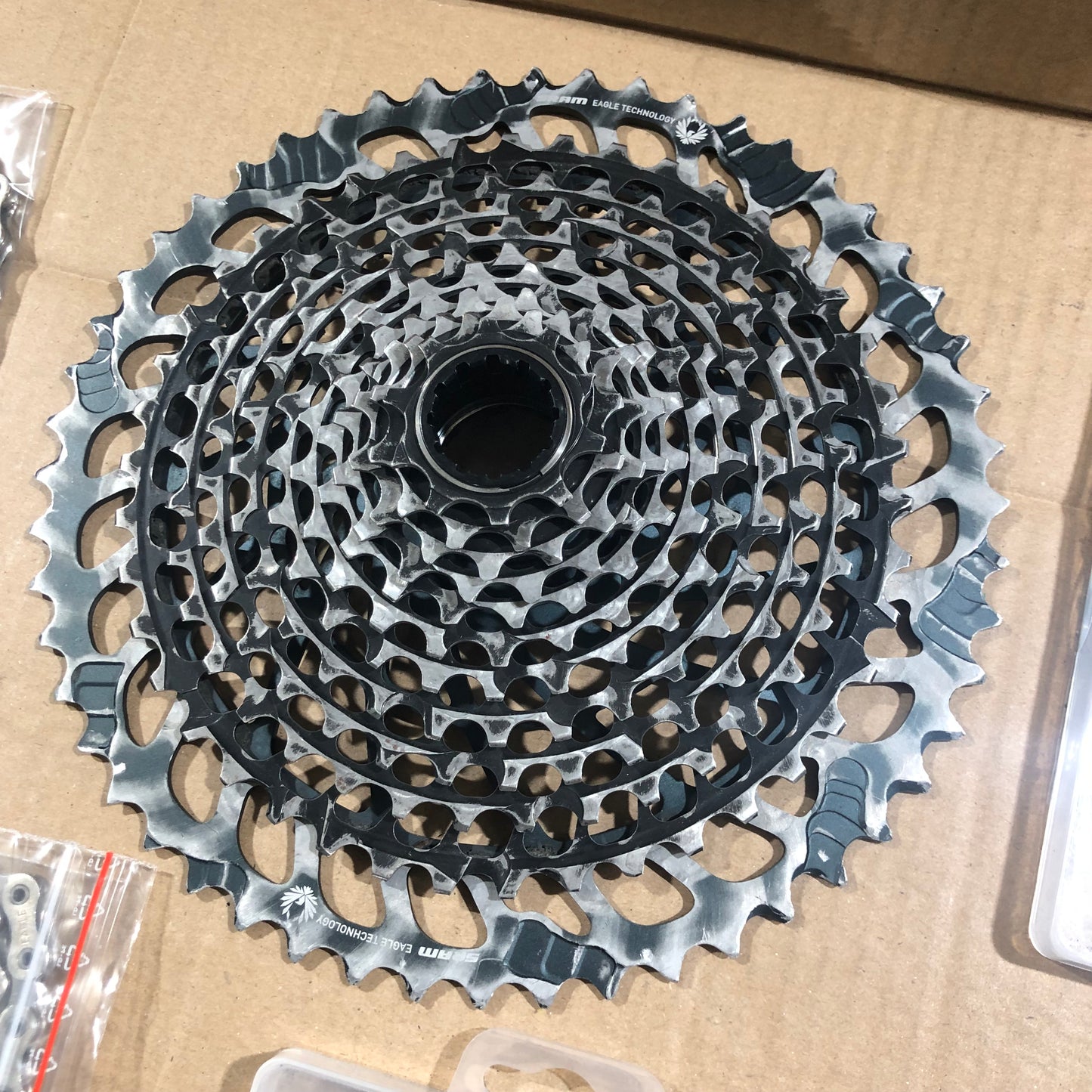 SRAM Kassette XG1295 X01 XX1 schwarz 10-52 Eagle Zahnkranz Kette XD rainbow XO XO1 X0