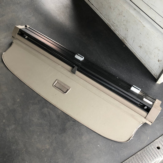 Audi A4 8E B6 B7 Heckrollo Kofferraumrollo Kofferraumabdeckung beige Twist 8E9863553 35J Rollo